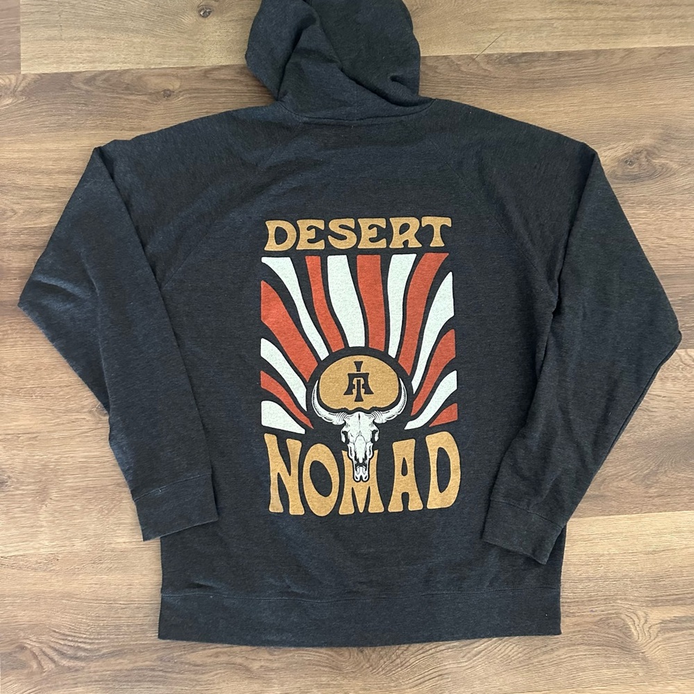 Iconic AZ Desert Nomad Steer Skull Western Boho Gray Sweatshirt Hoodie Size 2XL